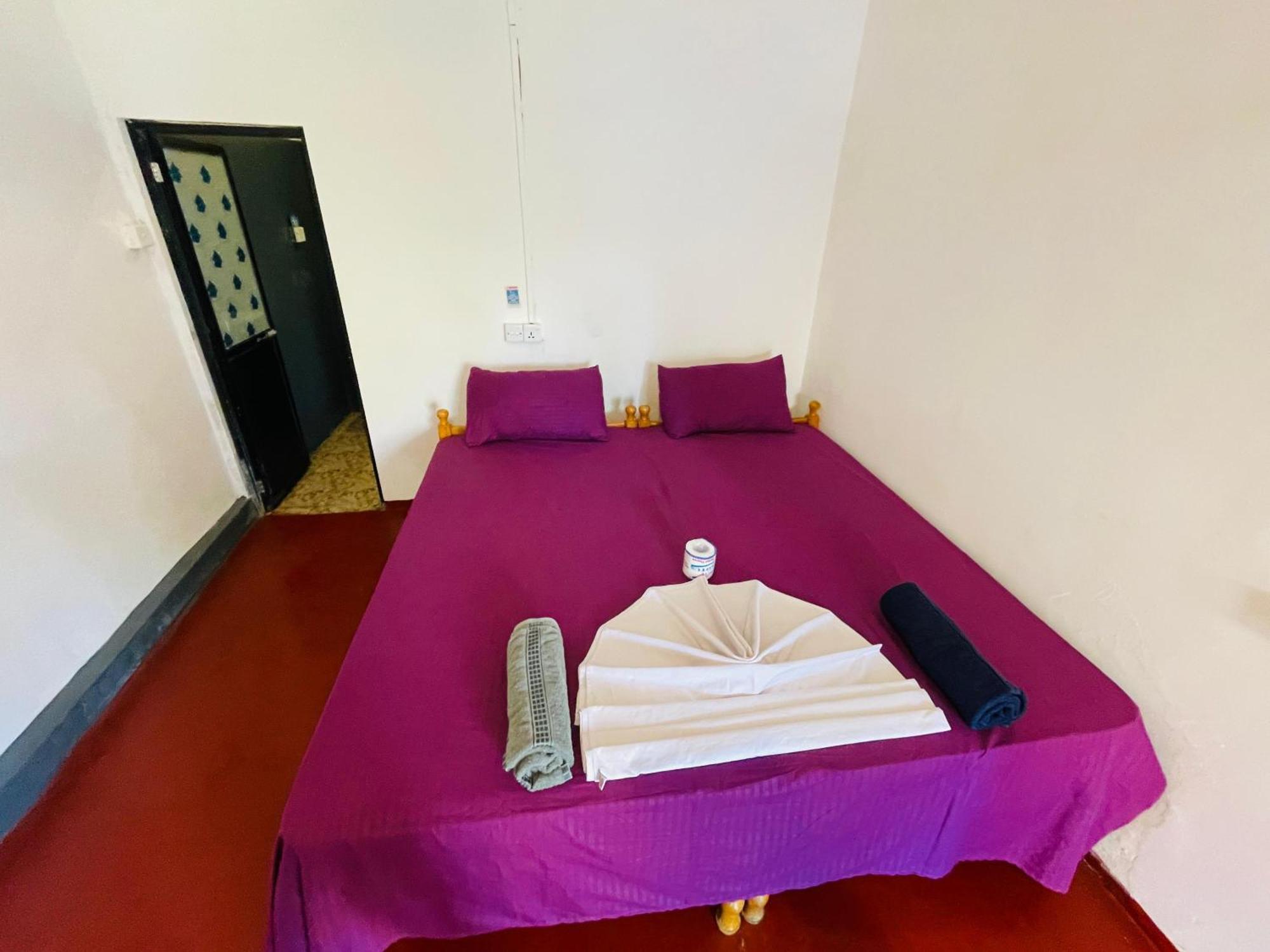 Crystal Bay Hotel Arugam Bay Room photo