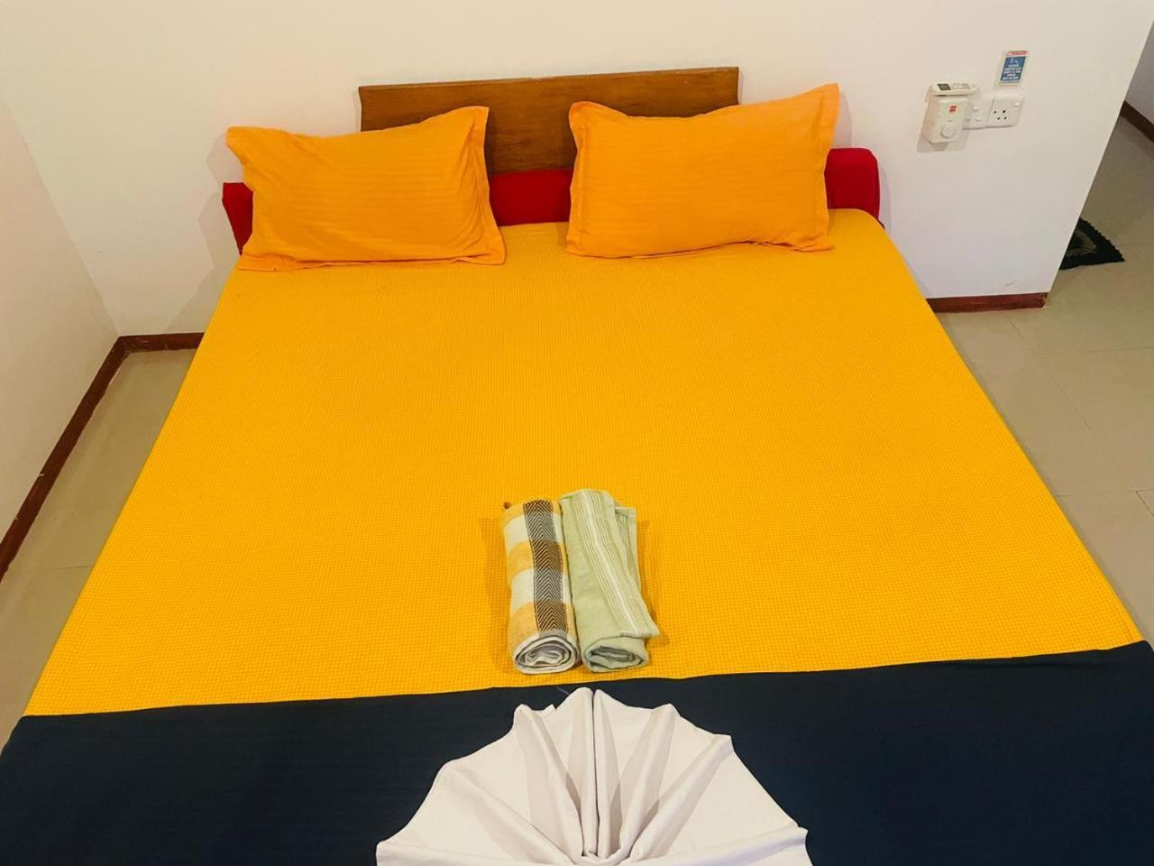 Crystal Bay Hotel Arugam Bay Room photo