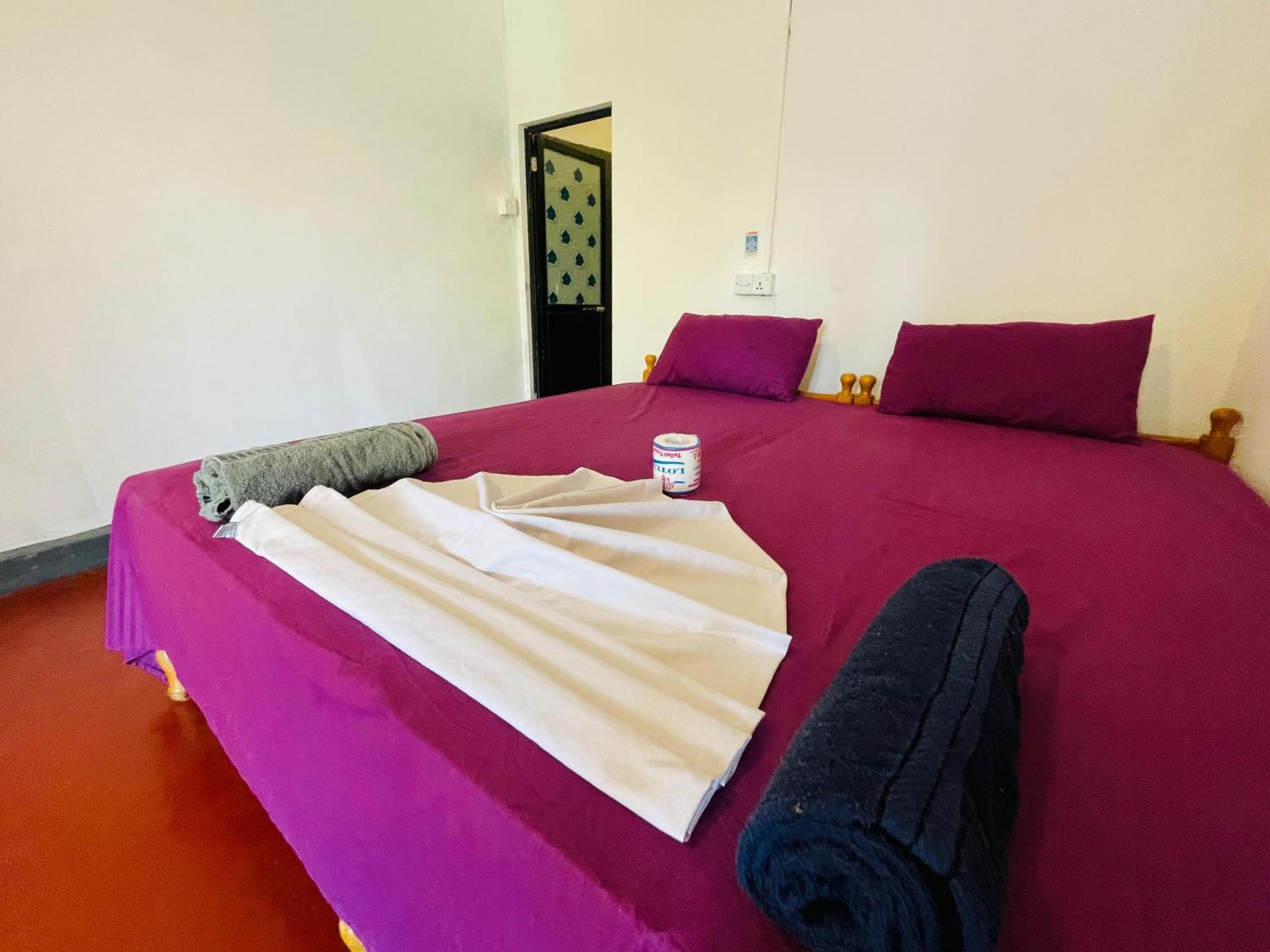 Crystal Bay Hotel Arugam Bay Room photo